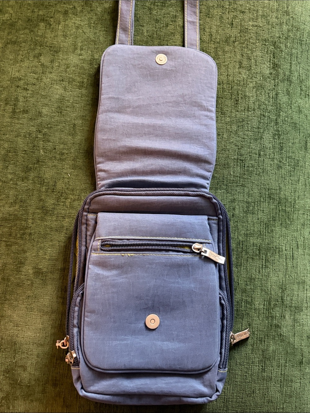Baggallini Lavender Blue Crossbody Bag with Adjustable Strap - Picture 3 of 6